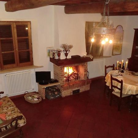 Agriturismo Podernuovo أسكيانو المظهر الخارجي الصورة