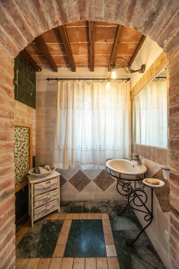 Agriturismo Podernuovo أسكيانو المظهر الخارجي الصورة